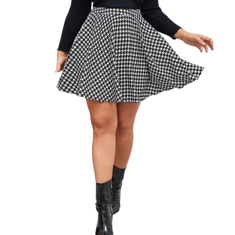 Houndstooth Print Mini Skirt - Luna Haru