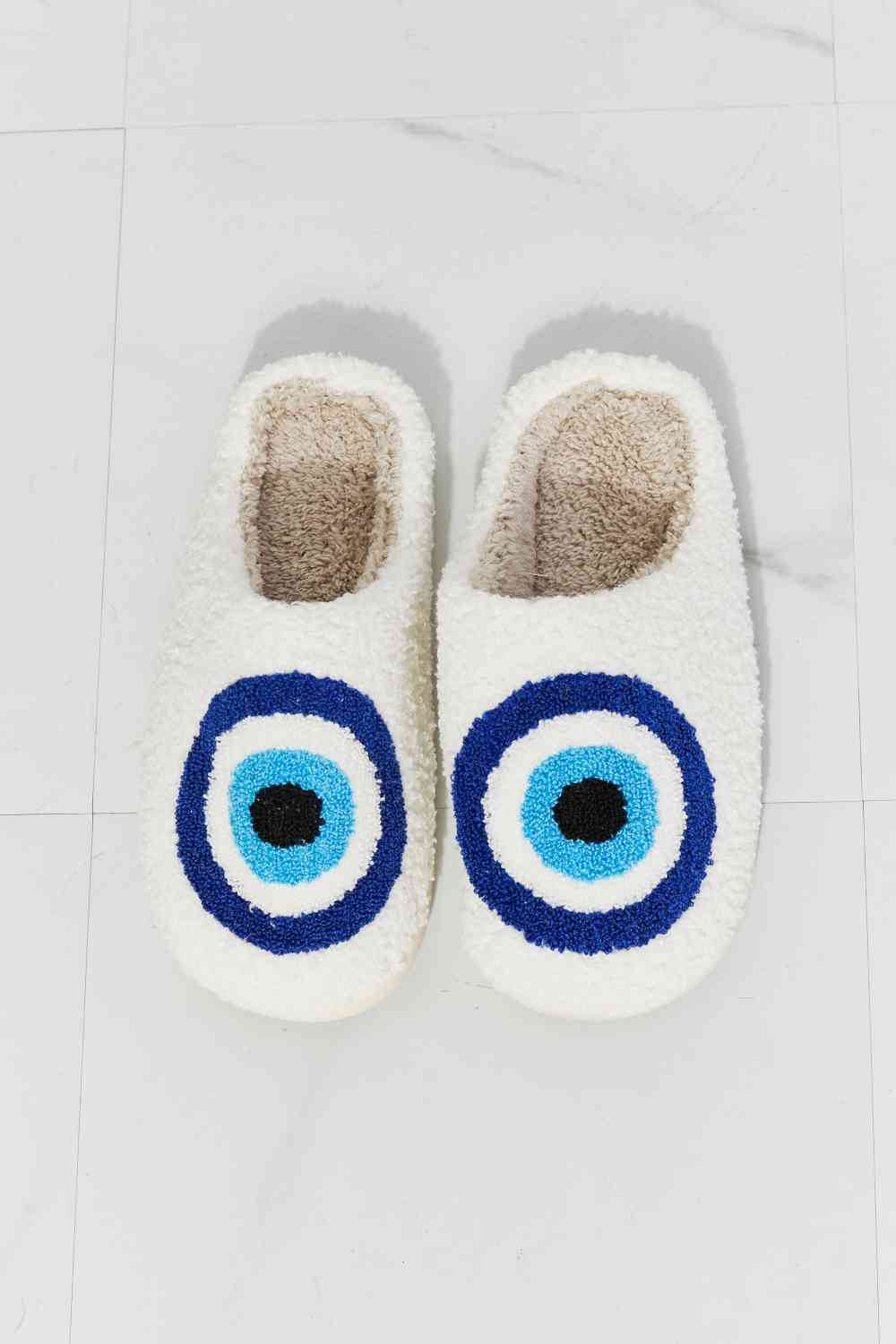 MMShoes Eye Plush Slipper - Luna Haru